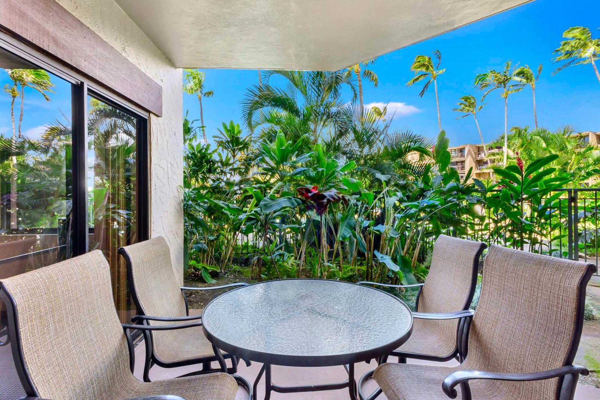 Hono Koa Vacation Club Aparthotel Lahaina Exterior photo